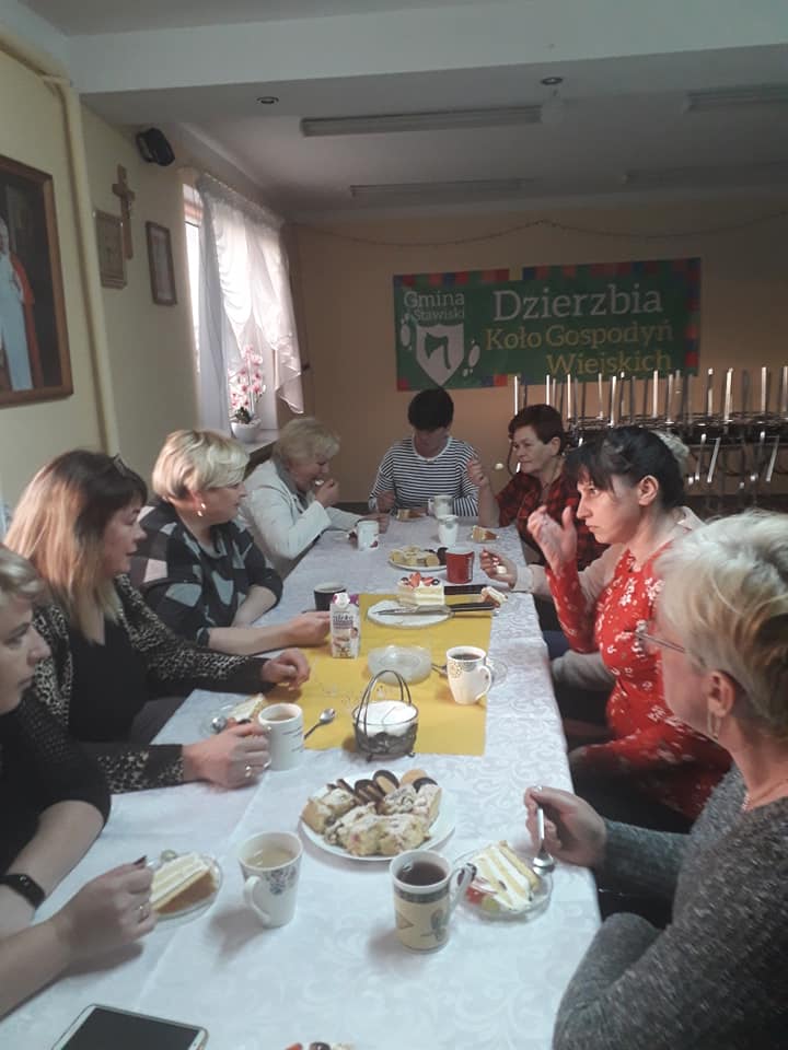 Spotkanie przy kawce z okazji Dnia Matki 2020 (2).jpg